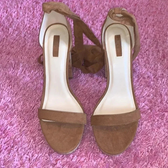 Forever21 Cork Heel Tie Up Pumps - Picture 3 of 6